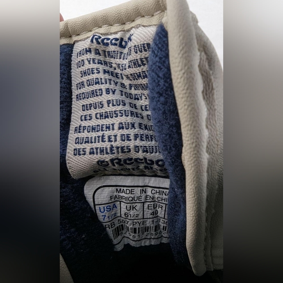 REEBOK classics navy blue/white size 7.5 (mens) - Picture 6 of 9